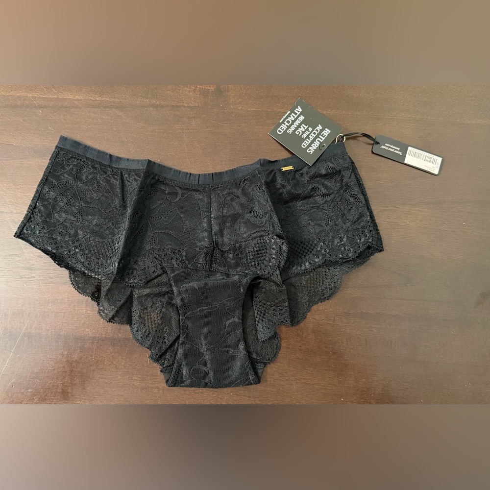 BeMe New York Rough & Tumble Lace French Knicker. Size S. NWT